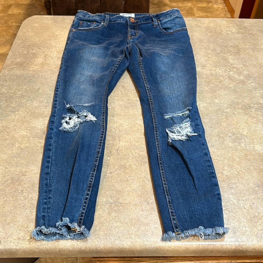 Womens one by one teaspoon jeans size 28 inseam measures about 26” rise 8”.